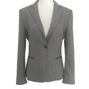 MaxMara Elegant Light Gray Charcoal Blazer w/leather accents at pocket